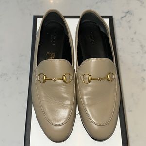 GUCCI WOMENS HORSEBIT LOAFERS - size 38 taupe